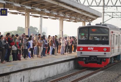 Berlakukan Tarif Khusus Rp.1, Kondisi Layanan di Stasiun Commuter Line Kondusif - KAI Commuter Ucapkan Terima kasih Kepada 1 Juta Lebih Pengguna