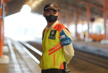 Petugas Sigap Amankan Terduga Pelaku Pelecehan Di Stasiun Pondok Ranji  KAI Commuter Apresiasi Sikap Peduli Sesama Pengguna Melawan Pelecehan
