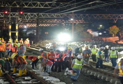 Perjalanan KRL Lintas Jakarta Kota-Bekasi/Cikarang Alami Keterlambatan, Penumpang Dihimbau Pertimbangkan Moda Transportasi Lain
