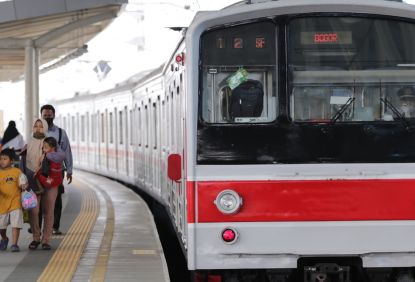 Terpantau Tren Kenaikan Volume Pengguna Commuter Line, KAI Commuter Lakukan Penyesuaian Akses Keluar Masuk Di Stasiun Bogor