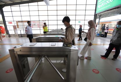Berlakukan Seluruh Stasiun Menjadi Stasiun Uang Elektronik, Kondisi Seluruh Stasiun Terpantau Kondusif Pada Senin Pagi