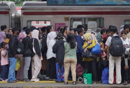 Torehkan Rekor Baru, KAI Commuter Sukses Layani Lebih dari 22 Juta Pengguna pada Masa Angkutan Lebaran 2025 - Ketepatan waktu Commuter Line sampai 99 persen