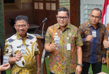 Bus Trans Tangerang Ayo, Luncurkan Fitur Pembayaran KMT dan Armada Baru serta Inovasi Device Tap On Bus