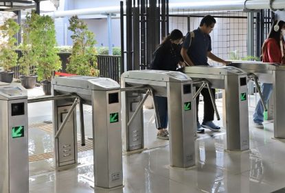 KAI Commuter Pertahankan Indeks Kepuasan Pengguna  Hasil Survei CSI: 95,9% Puas, Commuter Line Jadi Pilihan Utama Masyarakat - Optimalkan frekuensi perjalanan, kebersihan, hingga pelayanan atas disabilitas