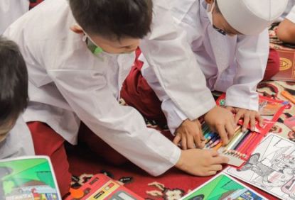 Peringati Hari Anak Nasional, KAI Commuter Ajak Anak-anak Tour Stasiun