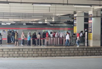 Makin Praktis! Integrasi KAI Commuter dengan Moda Transportasi Tingkatkan Mobilitas Masyarakat - Lampaui 39 ribu pengguna per hari di stasiun yang terkoneksi transportasi lainnya