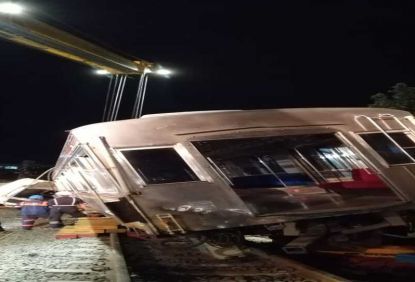 Dua Penumpang KRL yang Anjlok Masih Dalam Perawatan di Rumah Sakit