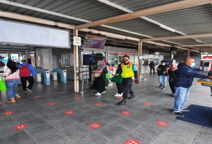 Masyarakat Kembali Gunakan KRL Untuk Beraktivitas Usai Liburan