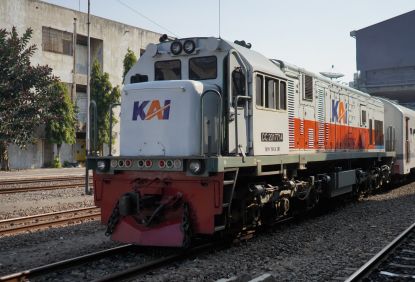 Respons Kelambatan Perjalanan Commuter Line Supas di Stasiun Pasuruan, KAI Commuter Jalankan Prosedur Sesuai SOP untuk Antisipasi Kelambatan Perjalanan Commuter Line