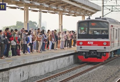 Layani Hampir 308 Juta Pengguna Commuter Line Sepanjang 2024 - KAI Commuter Pastikan Penugasan PSO Berjalan dengan Prinsip Good Corporate Governance