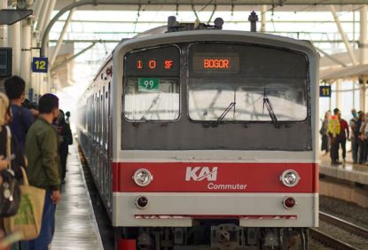 KAI Commuter Berlakukan Pola Operasi Mengacu Hari Kerja di Akhir Pekan - Diperkirakan jumlah penumpang akan kembali tembus angka 1 juta pada Pelantikan Presiden