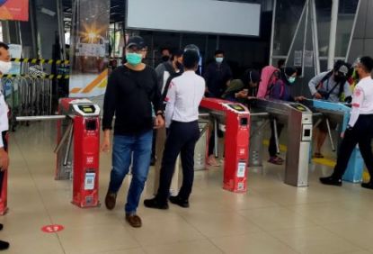 Awal Pekan Usai Libur Idul Adha, Volume Pengguna Relatif Stabil