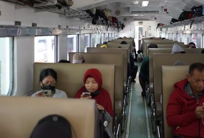 Pengguna di Tiga Stasiun Baru dan Transitan di Stasiun Blitar Wilayah 8 Surabaya Terus Alami Peningkatan Dalam Satu Minggu Terakhir