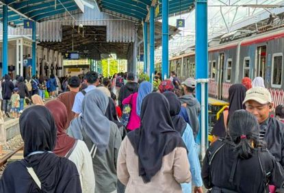 Libur Sekolah, KAI Commuter Tambah 4 Perjalanan Commuter Line Yogyakarta-Palur Setiap Hari - Prediksi jumlah pengguna KRL area Yogyakarta tembus 35.207 per hari