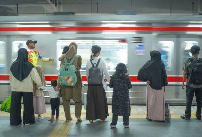 Meningkat 4 Persen di Akhir Pekan dan Hari Libur Mei 2025 Commuter Line Jabodetabek Catat Hampir 800 Ribu Pengguna per Hari - KAI Commuter apresiasi tingginya kepercayaan publik terhadap transportasi massal ini