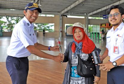 Rayakan Hari Pelanggan Nasional, KAI Commuter Berikan Apresiasi Pengguna Commuter Line  Juga siapkan hadiah kejutan kepada pelanggan yang berulang tahun tanggal 4 September