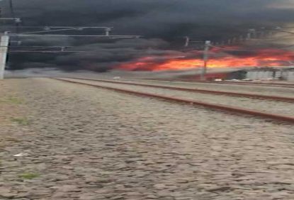 Kebakaran Pemukiman Warga di Sekitar Stasiun Rawa Buaya