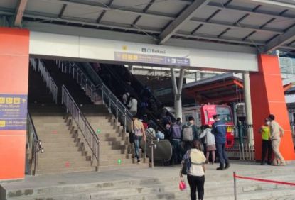 Usai Libur Natal, Pagi Ini Pengguna Kembali Gunakan KRL Untuk Beraktivitas Rutin