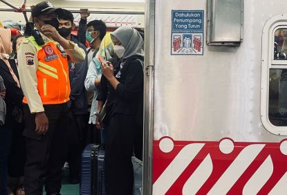 Masih Terus Meningkat, Lebaran Hari Keempat Pengguna Commuter Line di Wilayah 6 Yogyakarta Tembus 300 Ribu Lebih