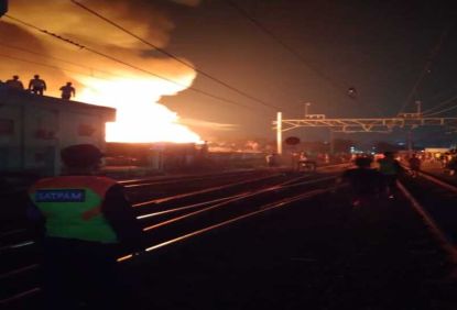 Ada Kebakaran, Perjalanan KRL Sementara Terhenti