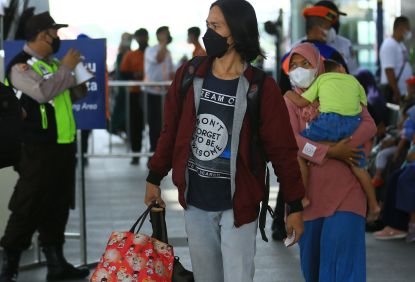 Tren Kenaikan Volume Pengguna Commuter Line Di Stasiun Integrasi Jelang Berakhirnya Libur Lebaran