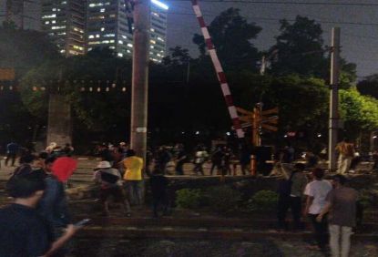 Perjalanan KRL Lintas Tanah Abang – Kebayoran Masih Terhambat