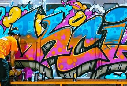 Berantas Vandalisme, KAI Commuter Wadahi Seniman Dalam Festival Mural