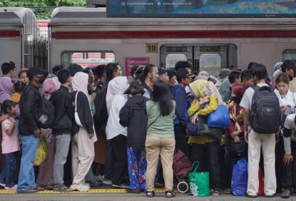 Pagi Ini Operasional Commuter Line Berjalan Normal, KAI Commuter Tetap Lakukan Antisipasi Keamanan dan Layanan Pengguna