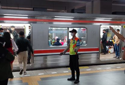 KAI Commuter Lakukan Antisipasi untuk Layanan Pengguna Commuter Line Hari Ini 
