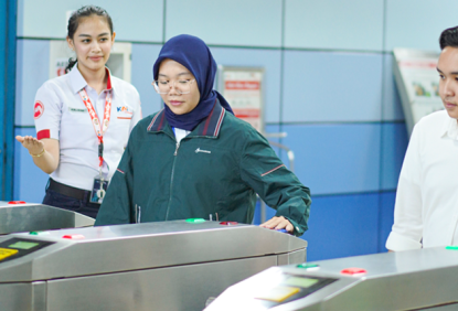 Berlakukan Syarat Naik Commuter Line Sesuai SE Kemenhub Nomor 17 Tahun 2023, KAI Commuter Imbau Tetap Jalankan Protokol Kesehatan   