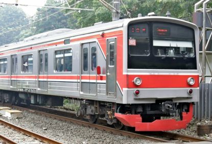 KAI Commuter dan Kepolisian Sektor Tambora, Amankan Pelaku Pencurian di Dalam Commuter Line