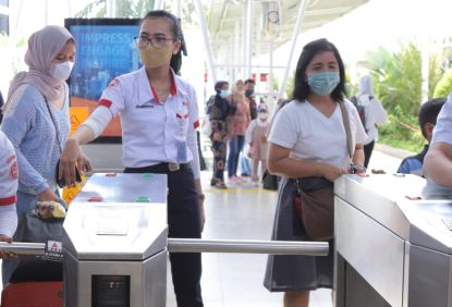 Layani 536.347 Orang Hingga Pukul 17.00 WIB, KAI Commuter Prediksi Pengguna Commuterline Naik 4% Pada Hari Ini 