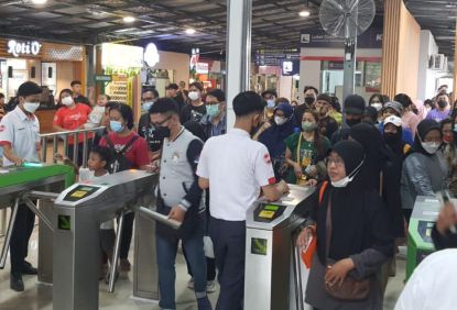 KAI Commuter Layani 148 Ribu Lebih Pengguna Commuterline Yogya-Solo dan KA Lokal Prameks Selama Cuti Bersama Lebaran 2023