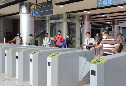 Hari ke-8 Masa Angkutan Lebaran, KAI Commuter Catat Tren Kenaikan Pengguna Commuter Line Basortta dan Commuter Line Merak