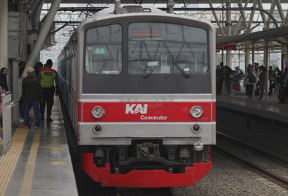KAI Commuter Operasikan 951 Perjalanan Commuter Line Jabodetabek Hingga Pukul 24.00 WIB Pada Libur Cuti Bersama Peringatan Hari Raya Waisak Ini - KAI Commuter Lakukan Perawatan Berkala Untuk Menjamin Keandalana Sarana KRL