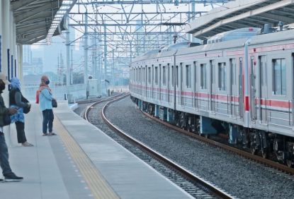 Layani 245 Ribu Lebih Pengguna, Kondisi Pengguna Commuter Line Akhir Minggu Lebih Lengang Dibanding Hari Kerja