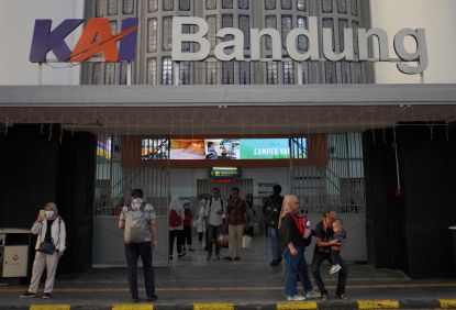 Masa Angkutan Lebaran 2024, KAI Commuter Operasikan 58 Perjalanan Commuter Line di Wilayah 2 Bandung